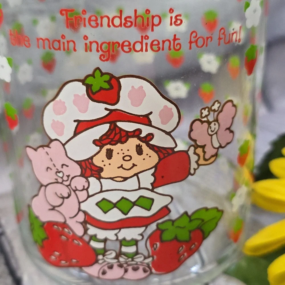 Rare Vintage 1980s American Greetings Strawberry Shortcake glass canister jar